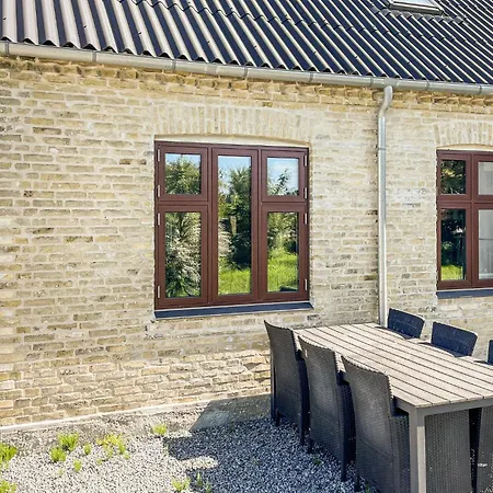 Holiday home 3 Bedroom Cozy In Maribo